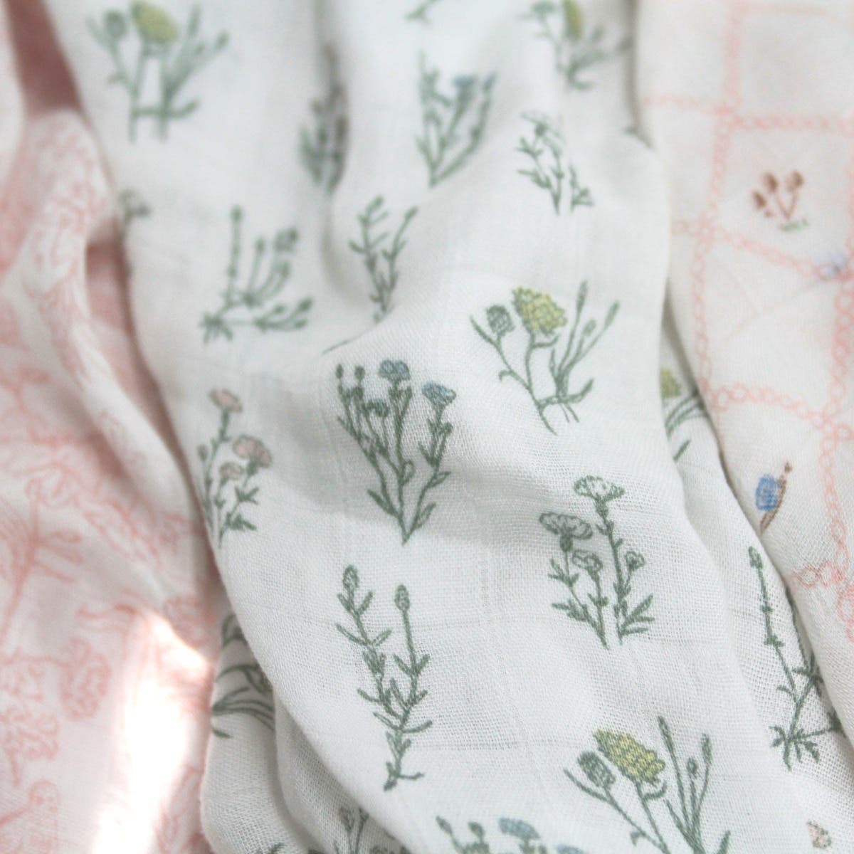 Aden + Anais - Silky Soft Large Swaddle Blankets