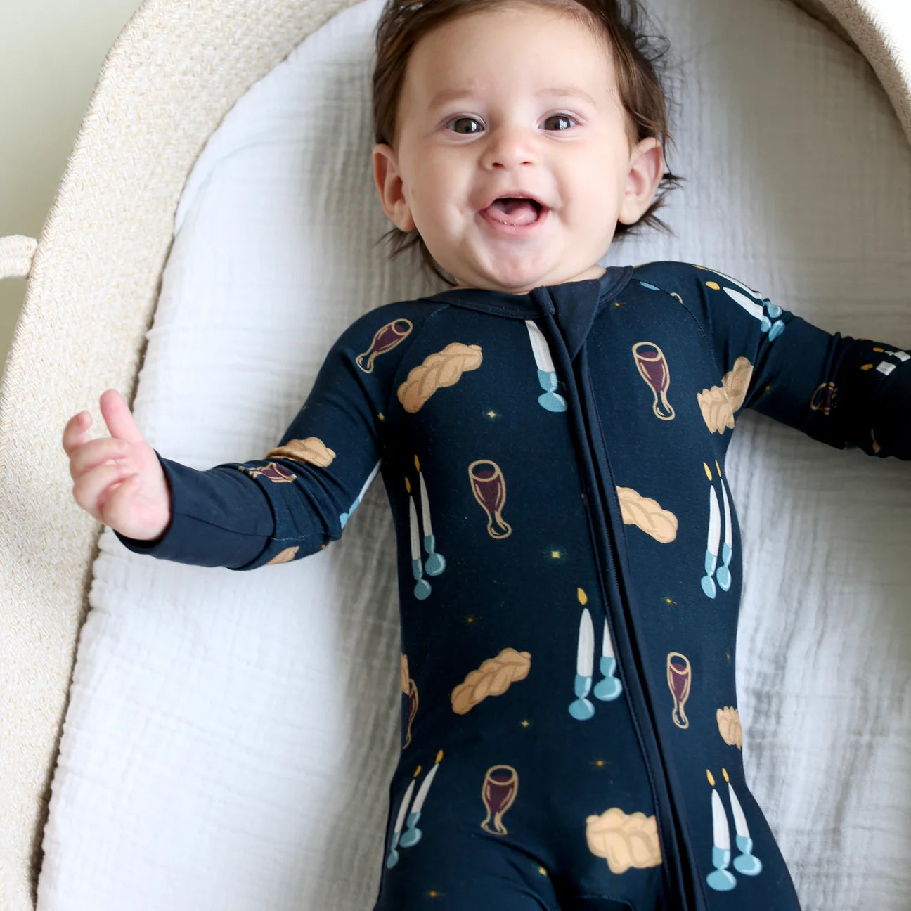 Shiloh & Kate - Shabbat Candles & Challah Zipper Onesie