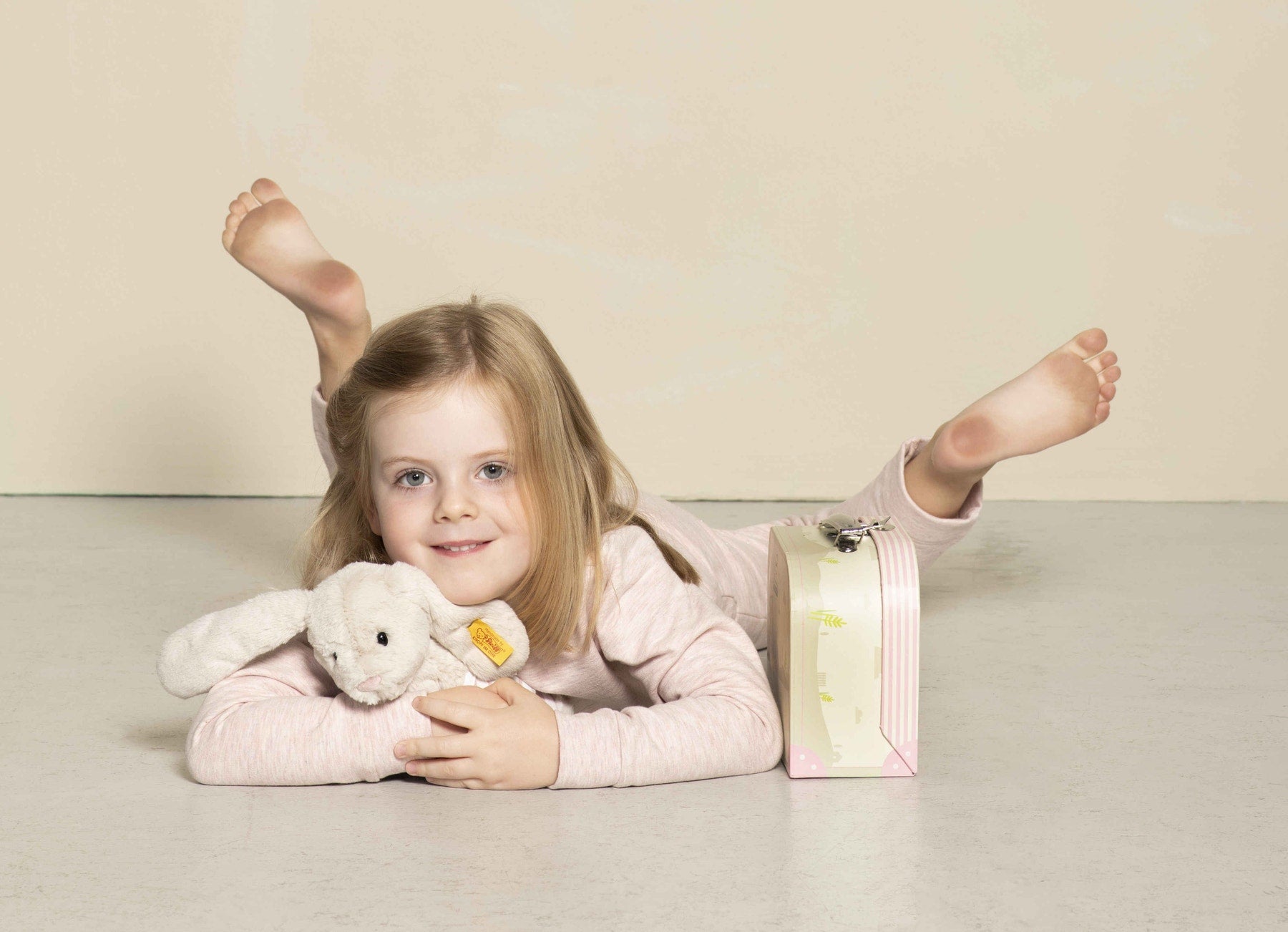 Hoppie Rabbit in Suitcase - The Cutest Little